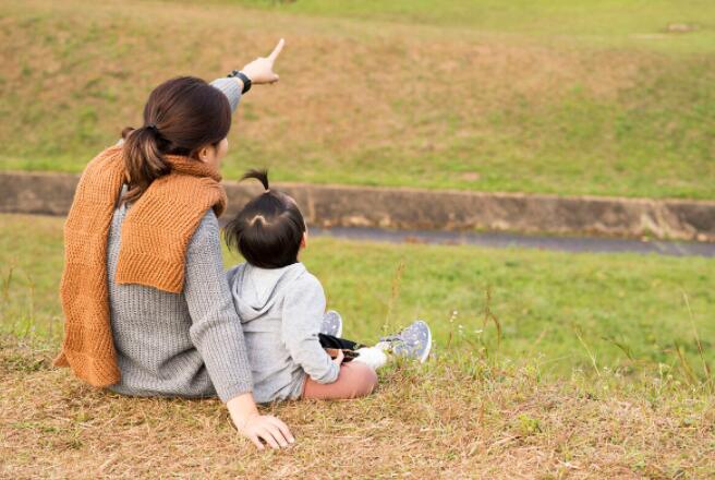 你愿意为了孩子而在家里做全职妈妈吗